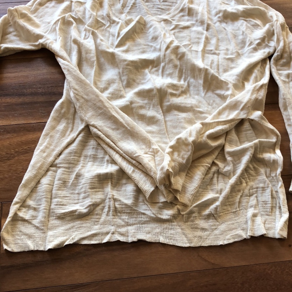 Anthropologie Moth High Low Side Split Cream Sweater - Picture 5 of 6